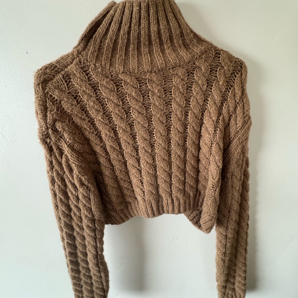 Cropped Cable Knit Turtleneck Sweater - Brown